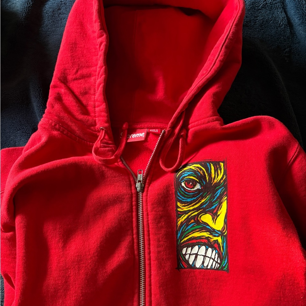 Genuine men’s Supreme Zip-up Hoodie with Illustrative Design on chest and back